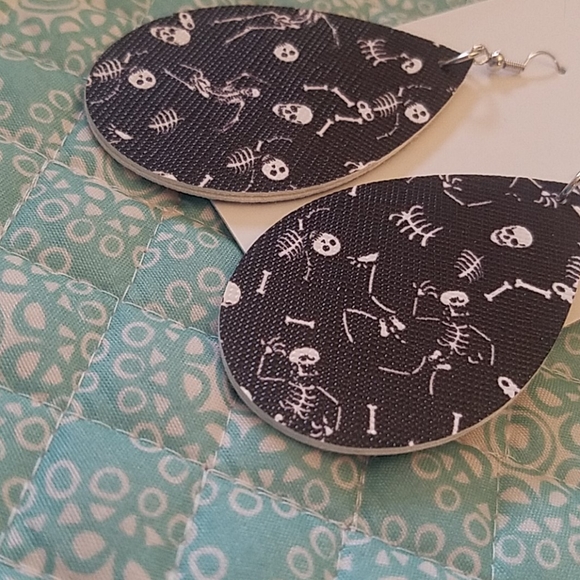 Faux Leather Halloween Skeleton Earrings - Picture 2 of 3